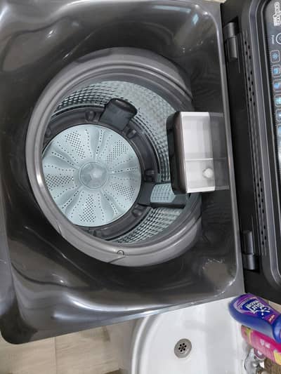 2 days used 13kgs brand new imported haier washing machine