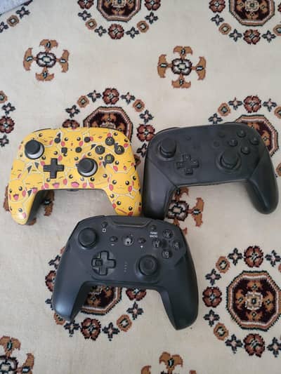 Nintendo Switch 1 Excellent Condition with 3 controllers 9 games.