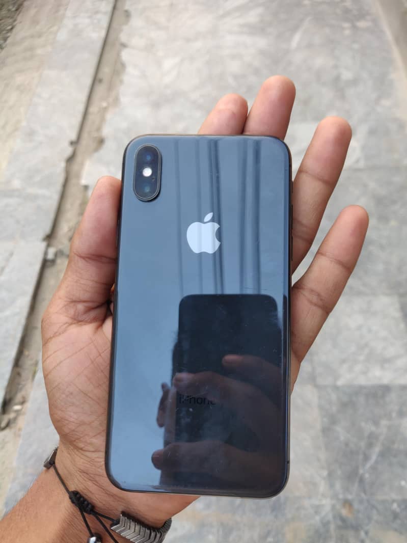 Apple iPhone X 3