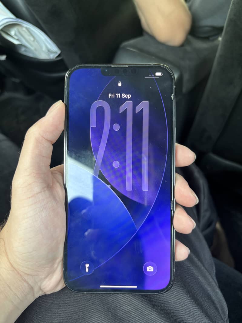 iphone 13 Pro Max 1