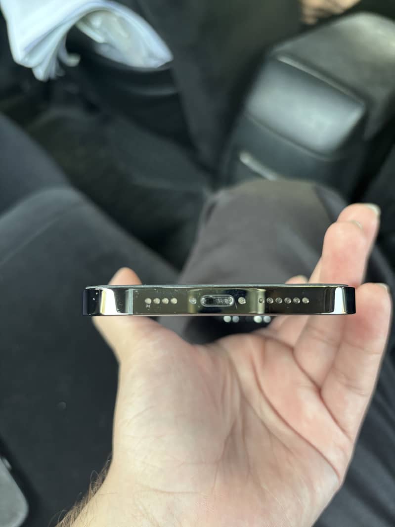 iphone 13 Pro Max 5