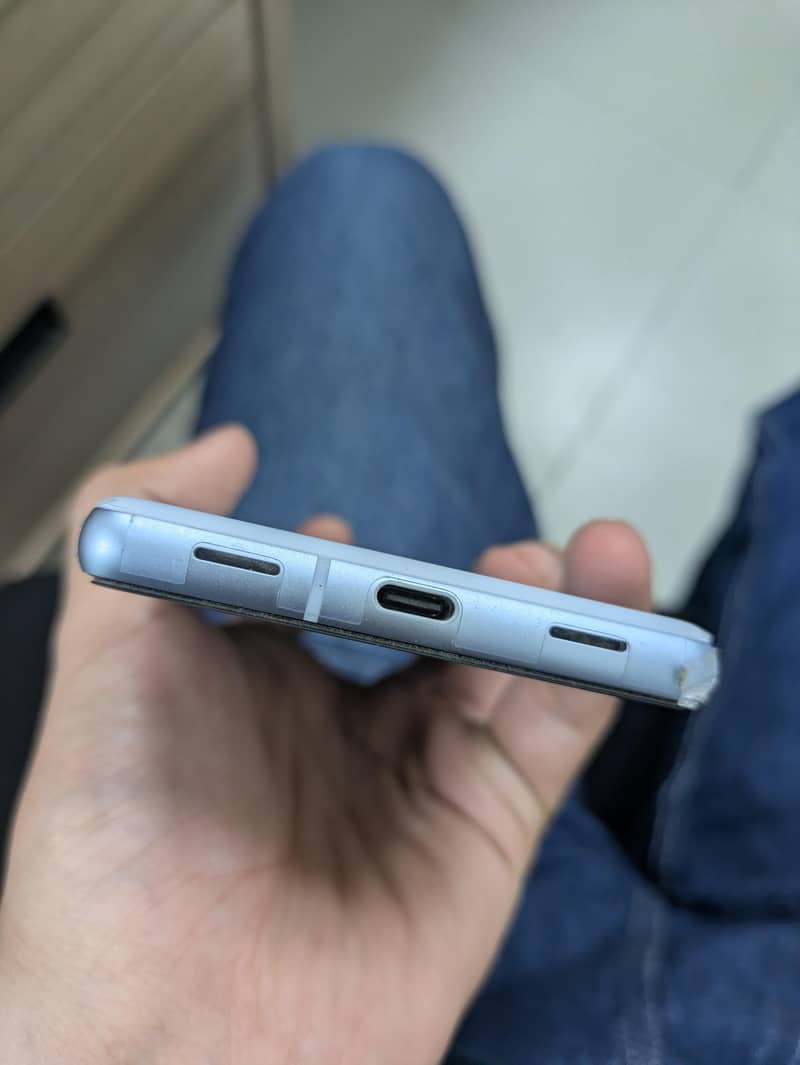 Google Pixel 7a 2