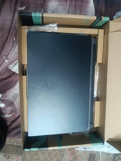 MSI Cyborg 15 | RTX 4050 6GB | 16GB DDR5 | 1TB SSD | CANADA Import