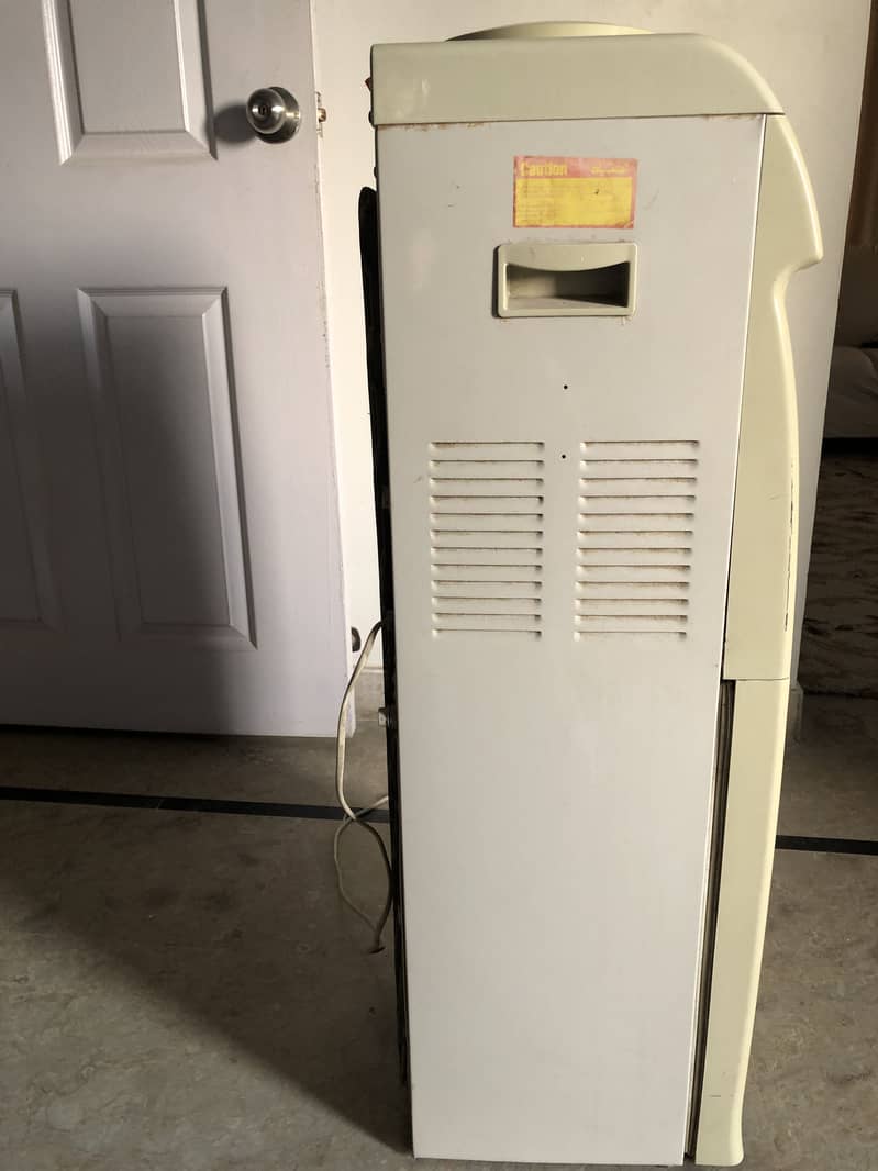 Orient Dispenser 4