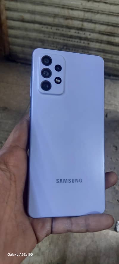 Samsung A72 Official