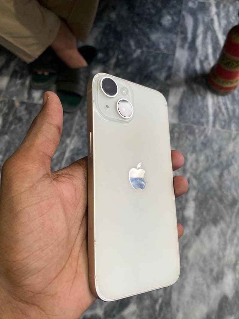 Apple iPhone 14 3