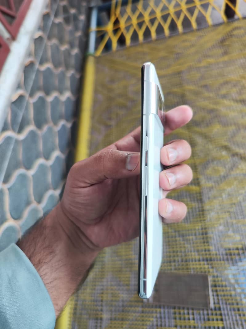 google pixel 7 pro 9
