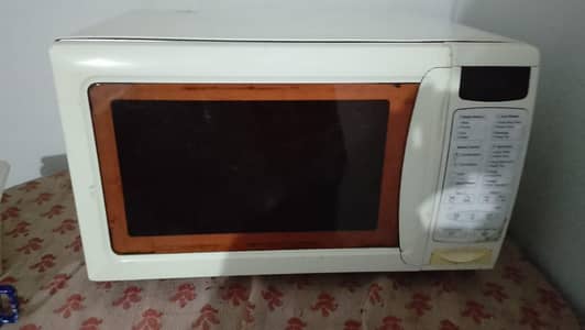 microwave oven