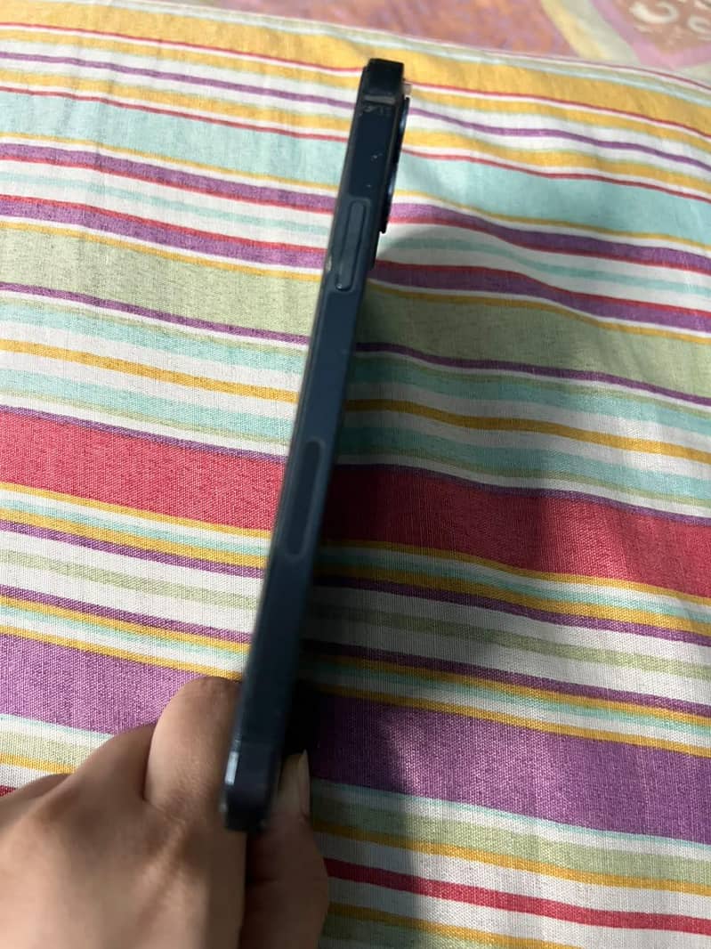 Apple iPhone 12 Pro 2
