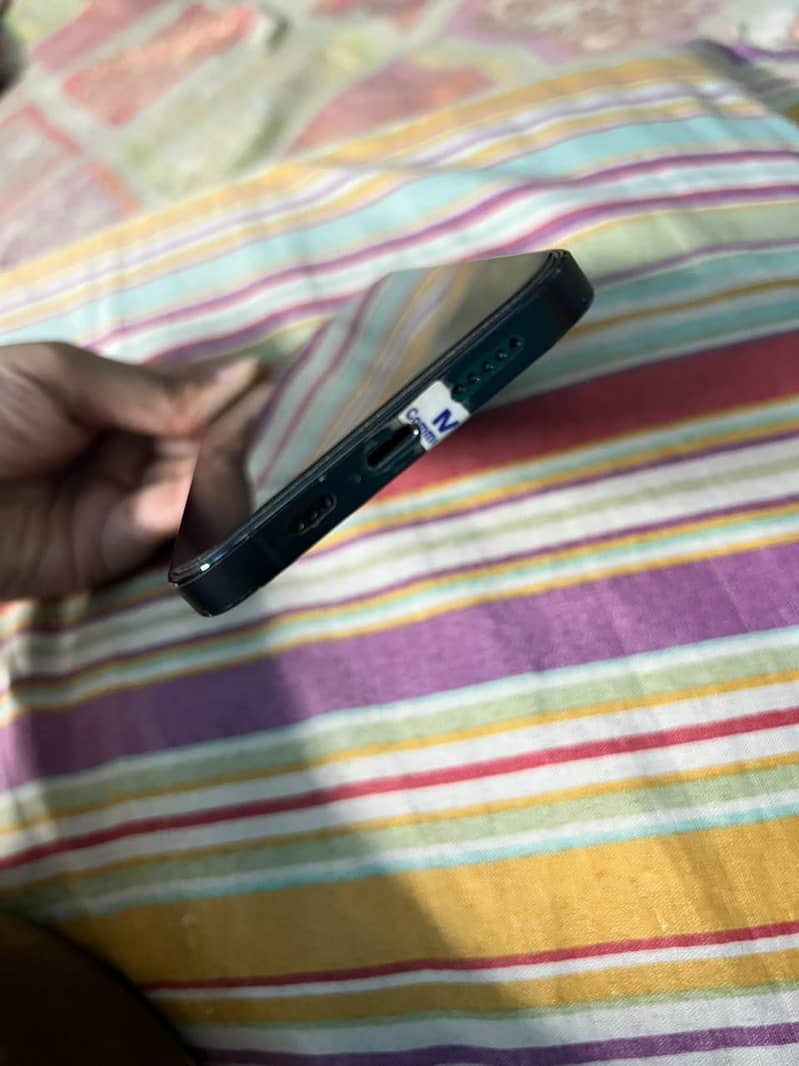 Apple iPhone 12 Pro 3
