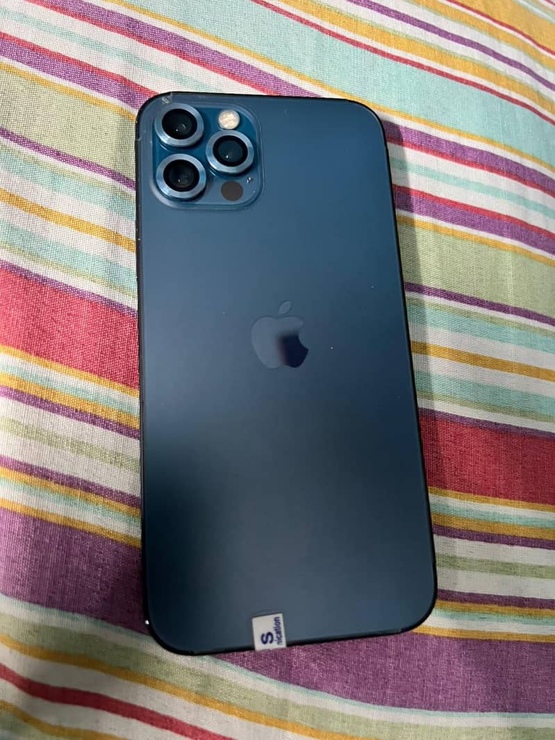 Apple iPhone 12 Pro 4