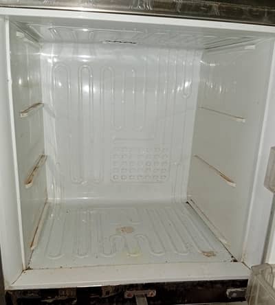 PEL Refregenerator