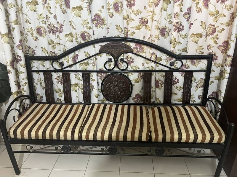 Sofa set 0