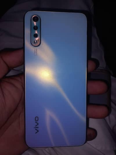 Vivo S1