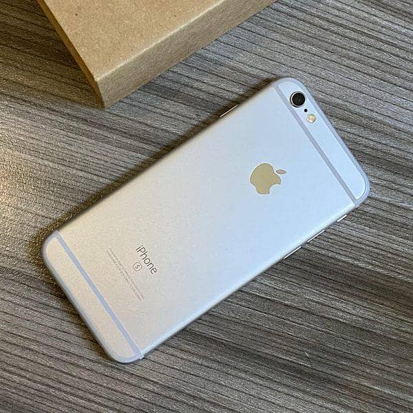 Apple iPhone 6S 0