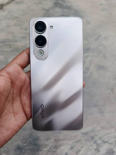 Vivo Y04