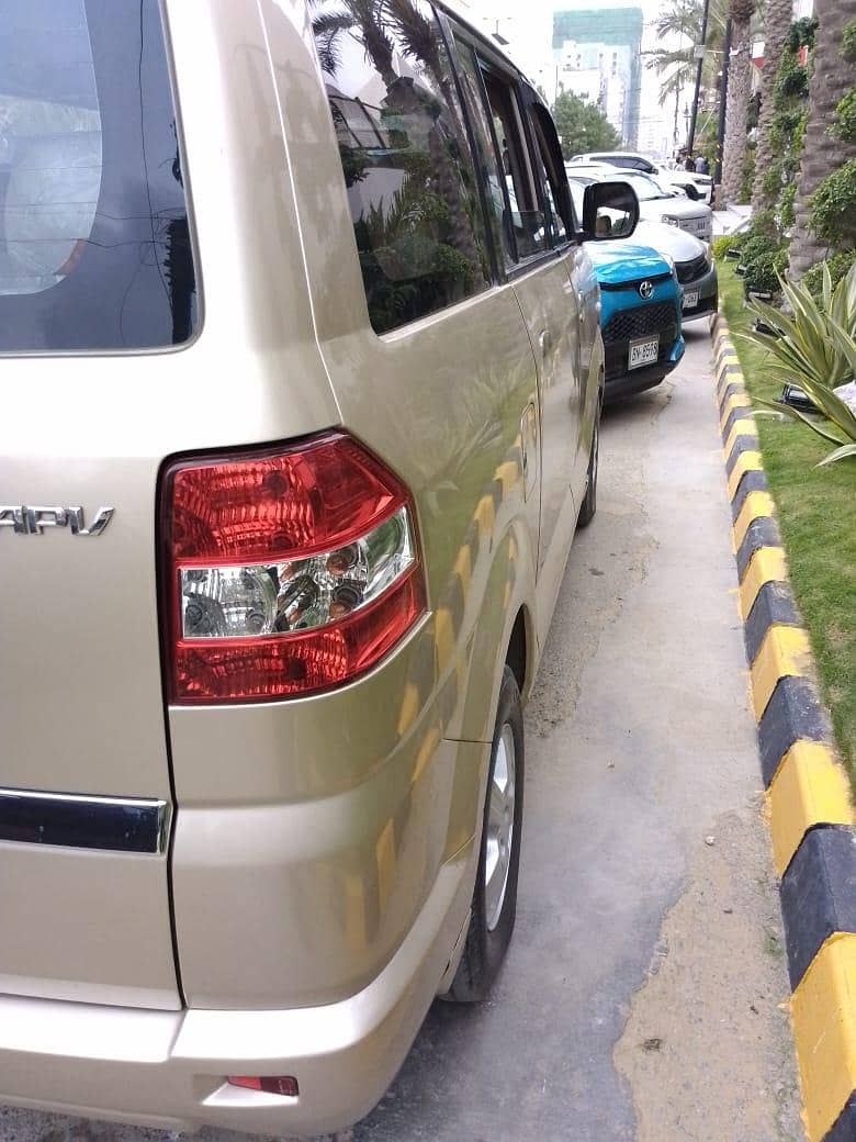 Suzuki APV Automatic 2006 10