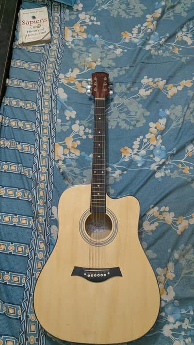 Brand New 6 Strings Guitar Available in Perfect Condition Reasonable