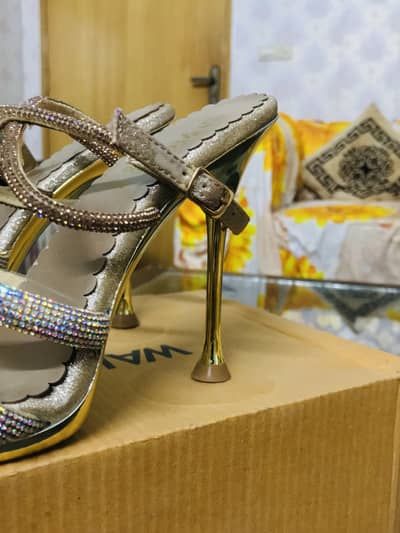 Stylo Bridal Heel - 6 inches - used