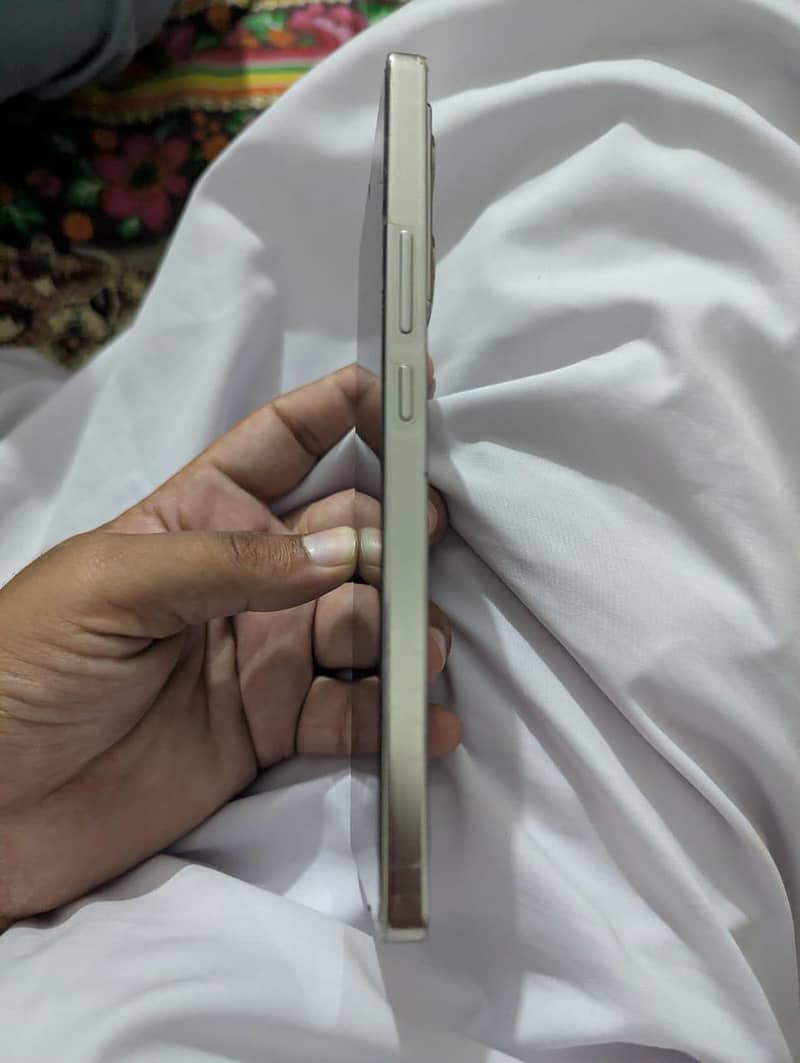 Infinix Note 40 2