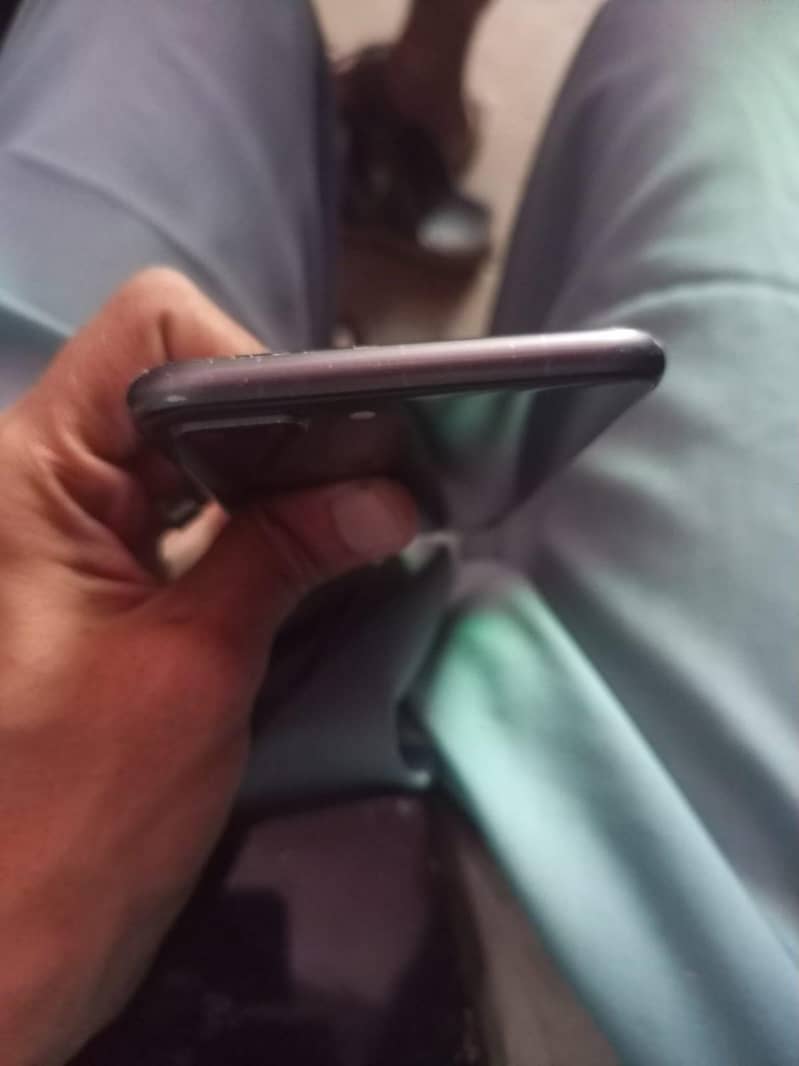 Apple iPhone 8 Plus 6