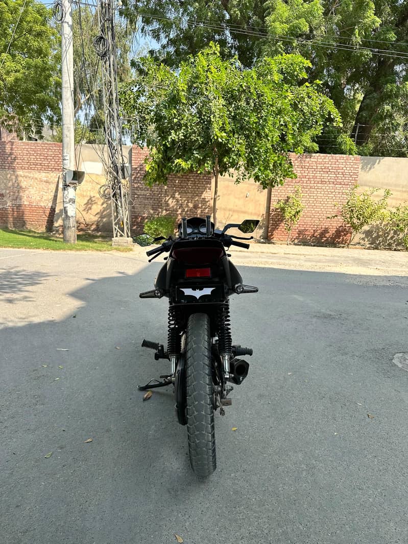 Ybr125 1