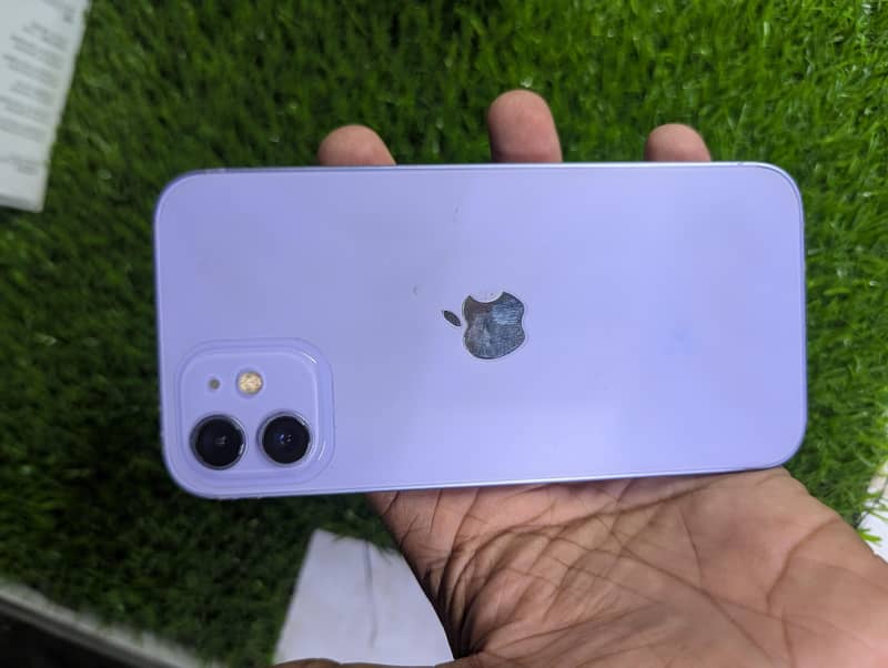 Apple iPhone 12 0