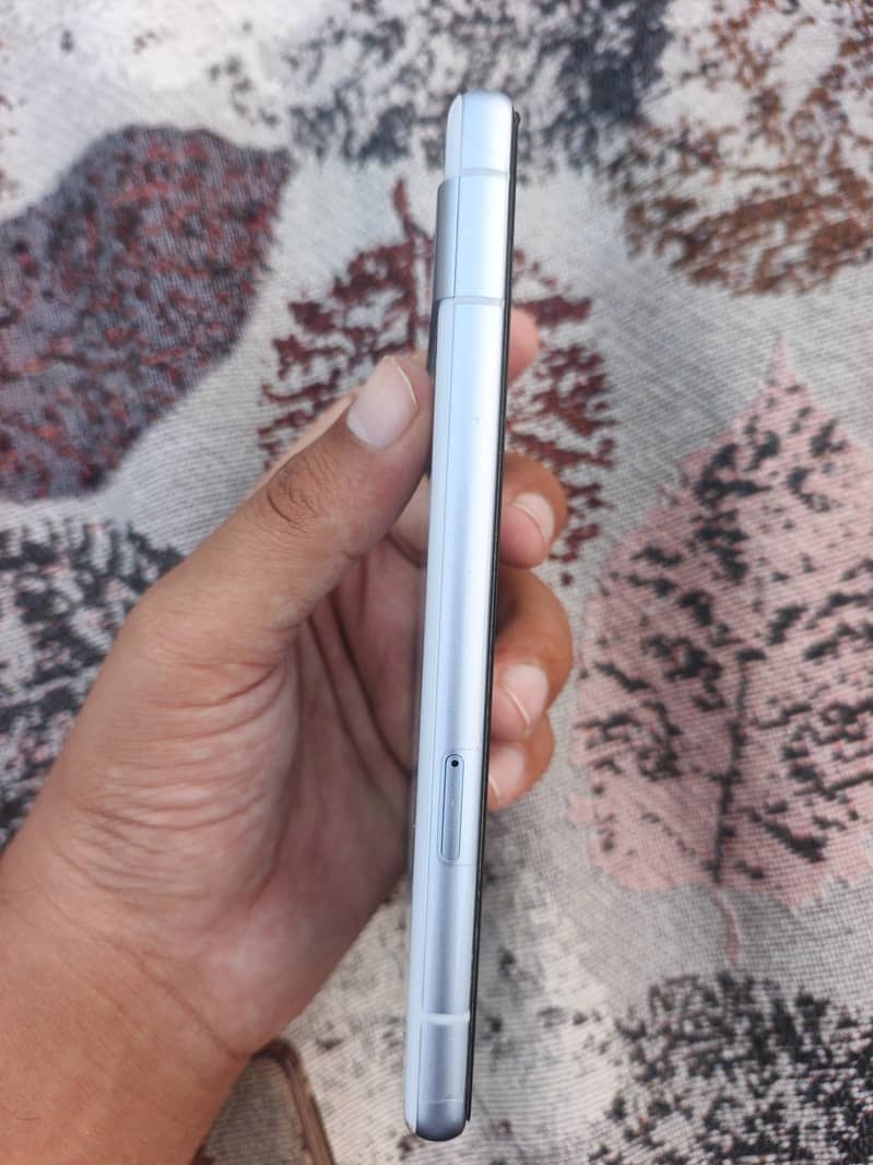 Google Pixel 7a 2