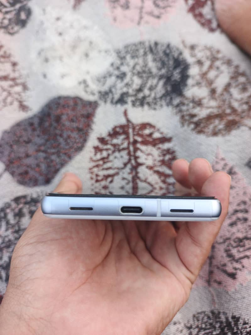Google Pixel 7a 3