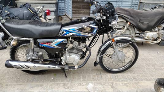 Honda CG 125 2025