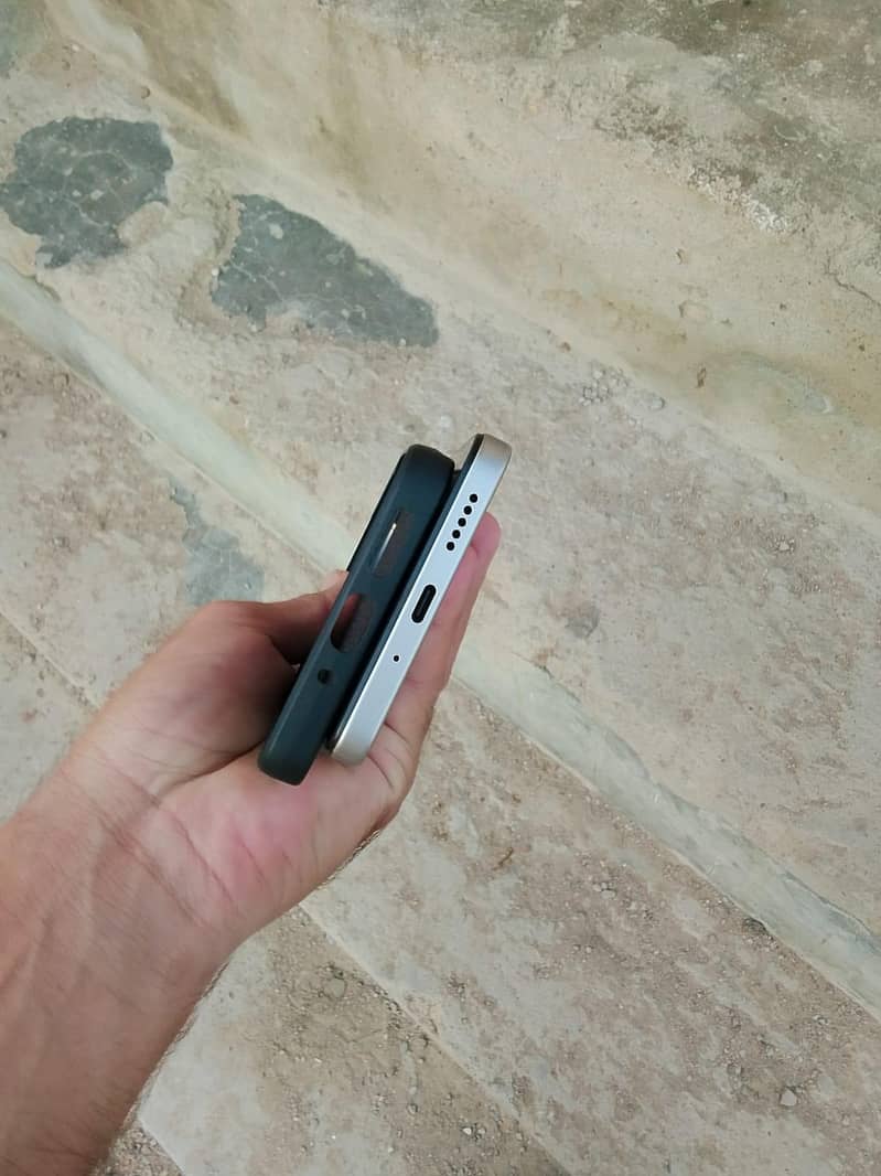 Xiaomi POCO C75 4
