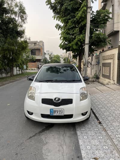 Toyota Vitz 2005/11