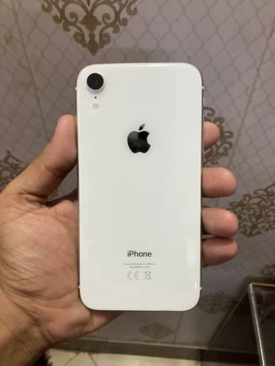 Apple iPhone XR