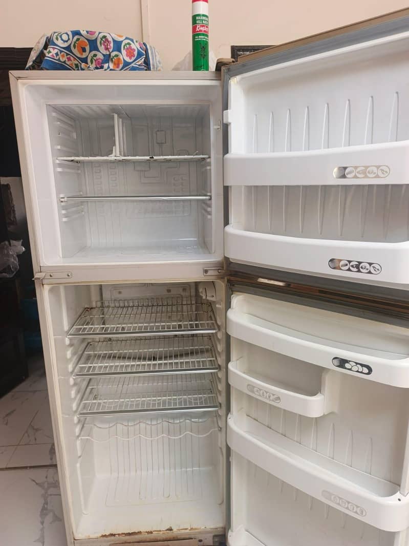 Orient Refrigerator 2