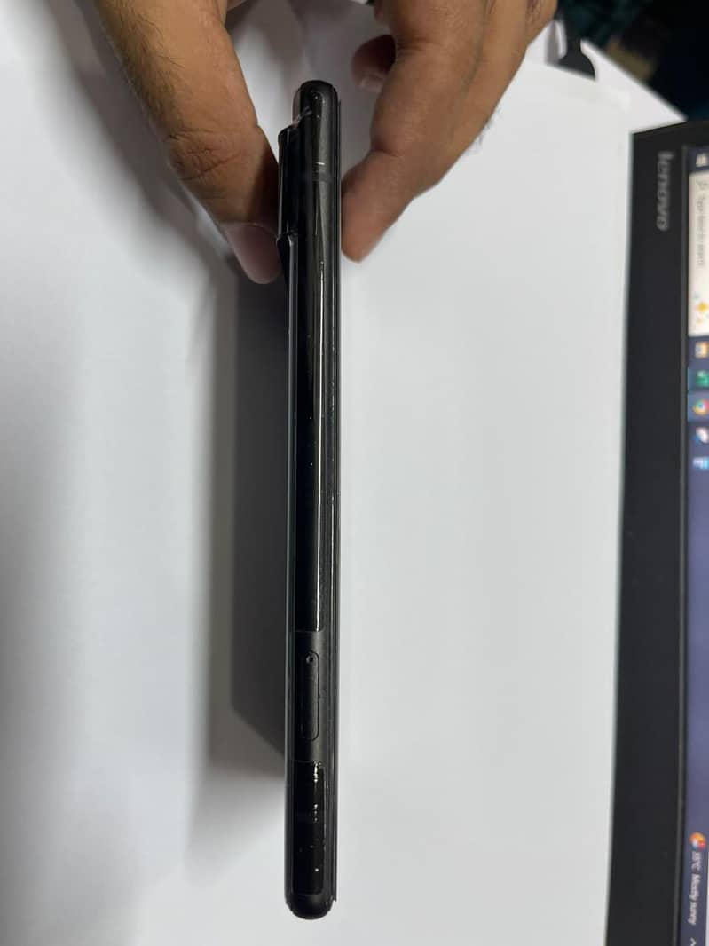 Google Pixel 6 4