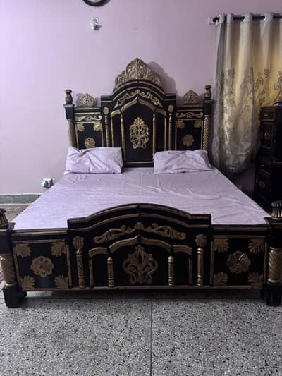 Chinyoti king size beds