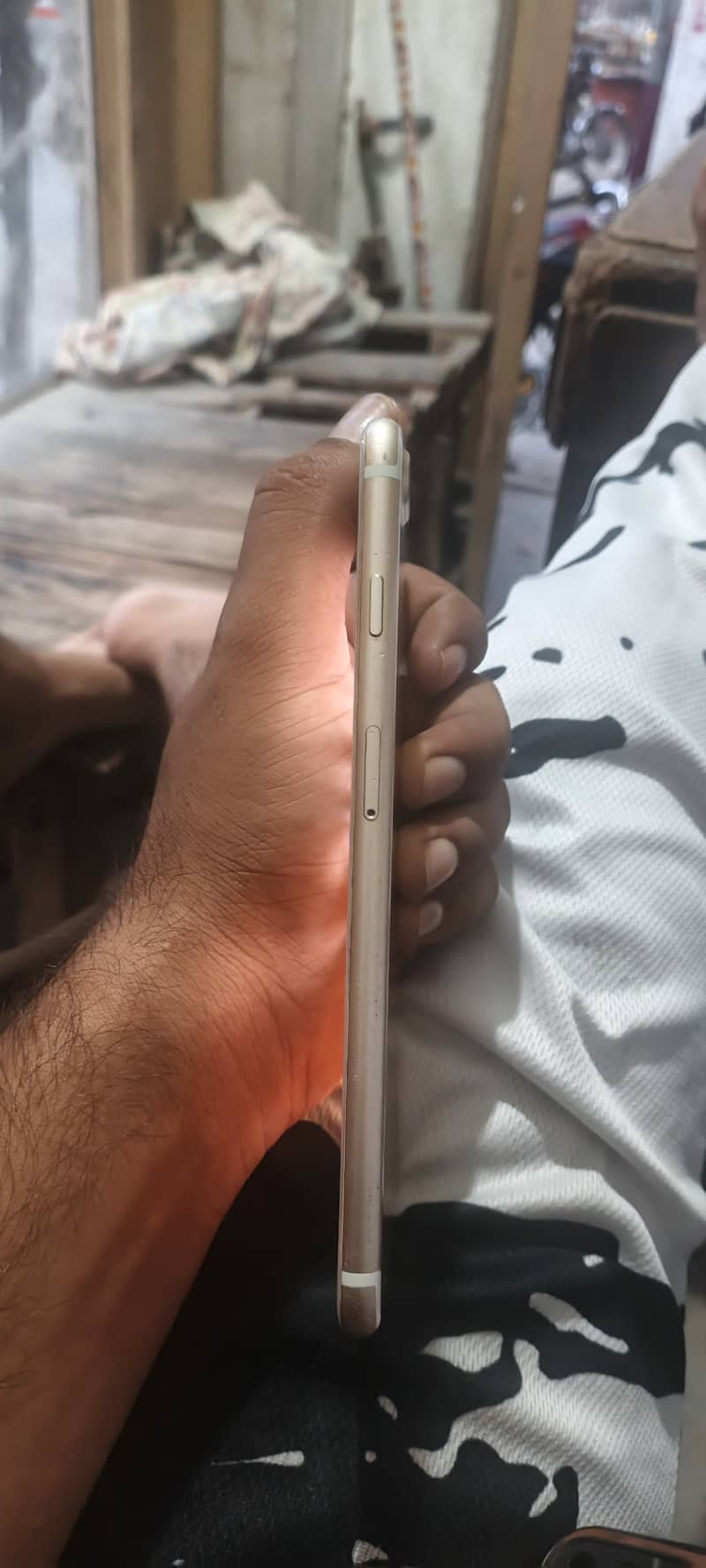 Apple iPhone 7 Plus 1