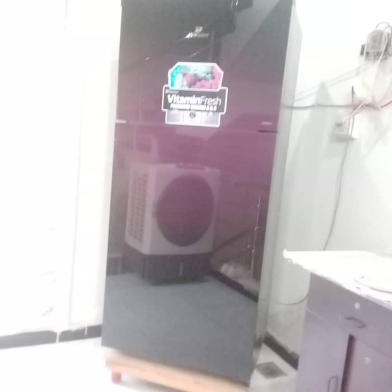 DAWLANCE REFRIGERATOR 4