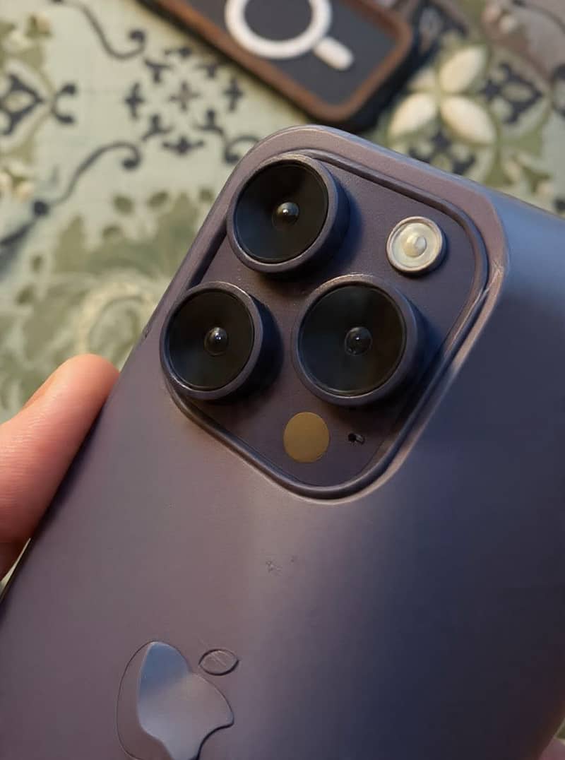 Apple iPhone 14 Pro 4