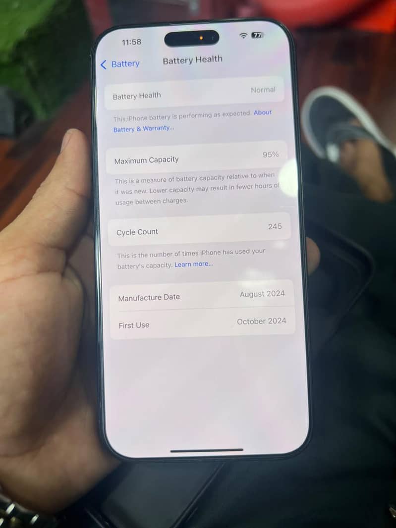 Apple iPhone 16 Pro Max 6