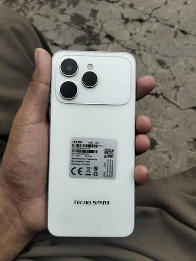 Tecno spark 40
