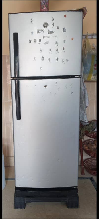 Pel Refrigerator Medium