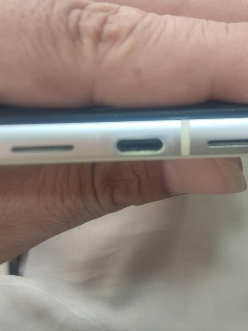 Google Pixel 7 4