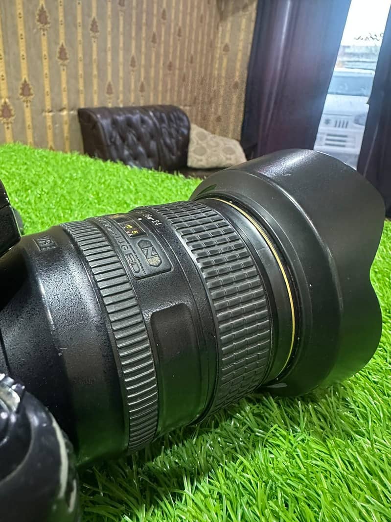 nikon 2