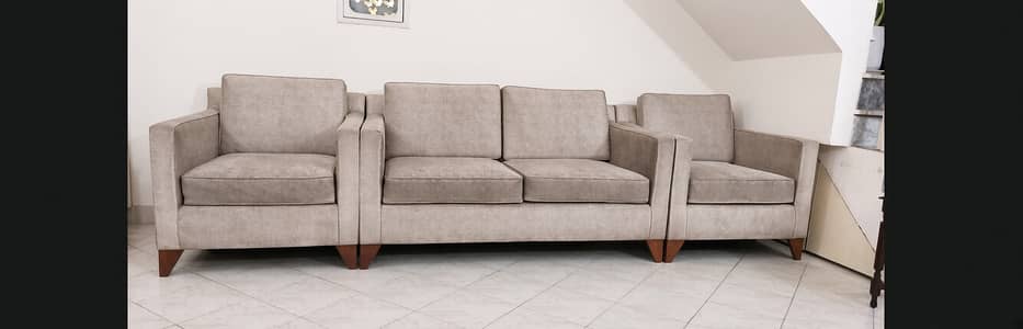 Interwood Sofa Set 2+1+1 Seater