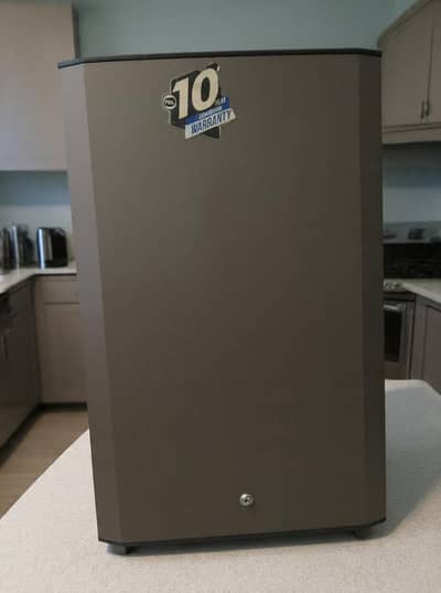 PEL refrigerator