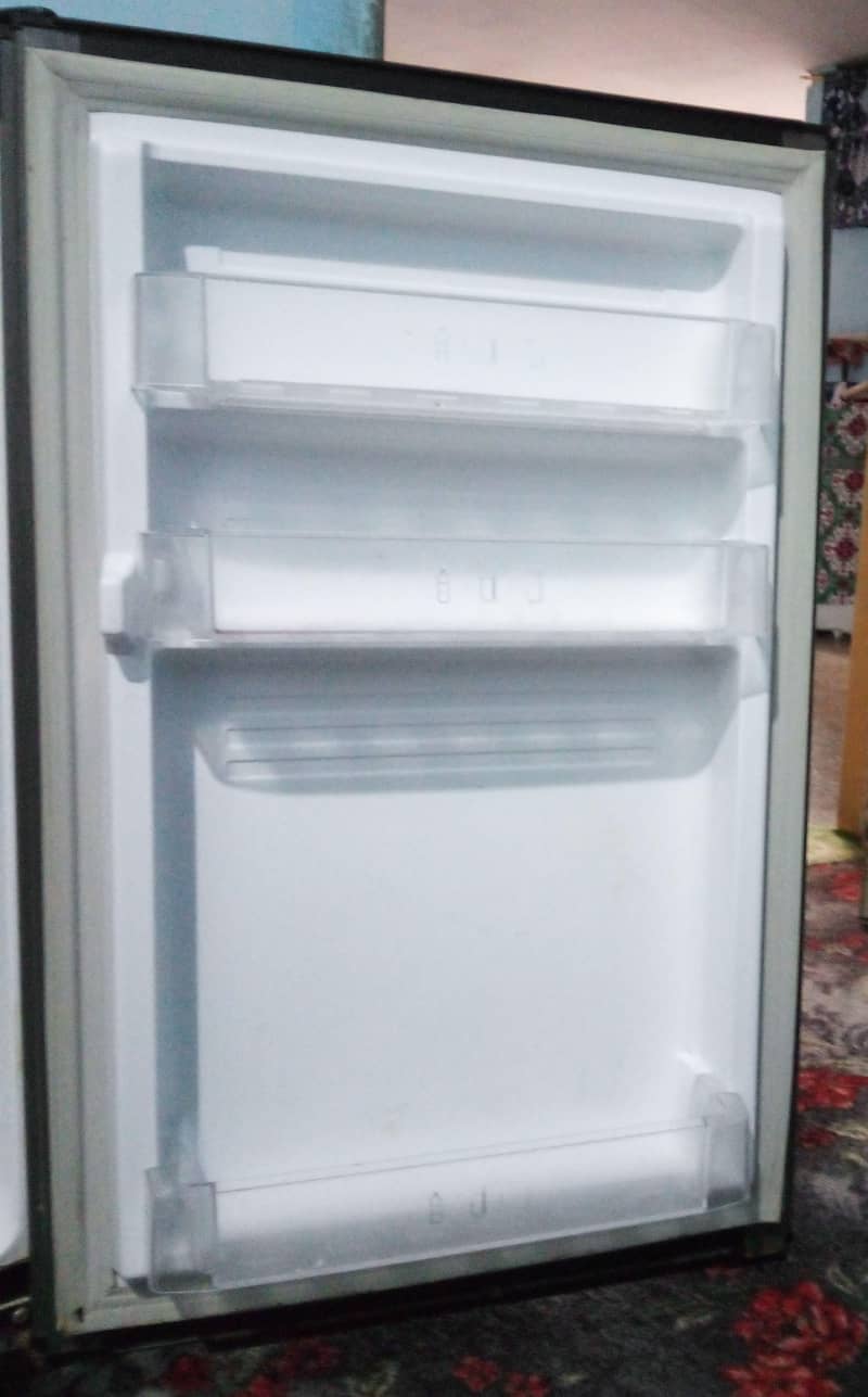 PEL refrigerator 2