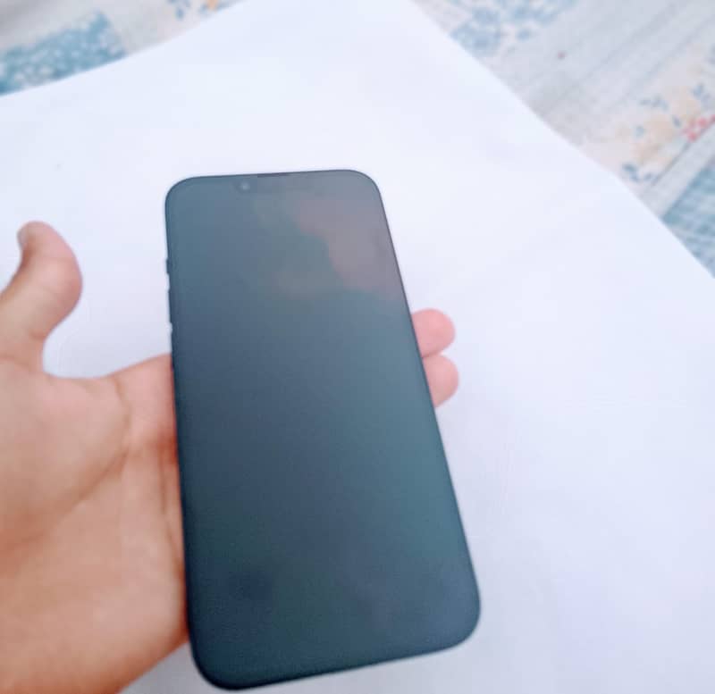 Apple iPhone 14 1