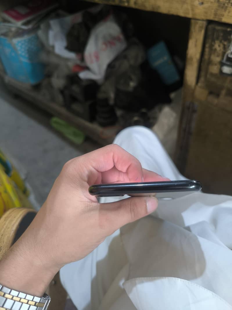 Apple iPhone 7 Plus 1