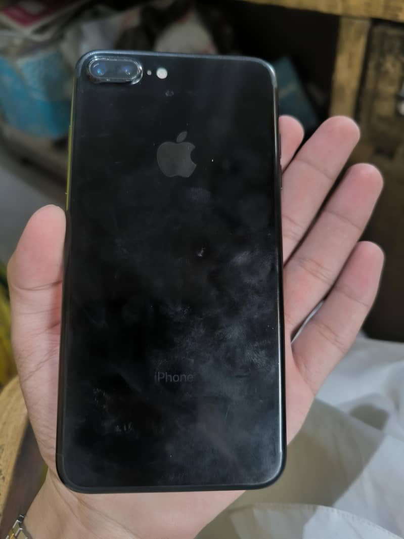 Apple iPhone 7 Plus 4